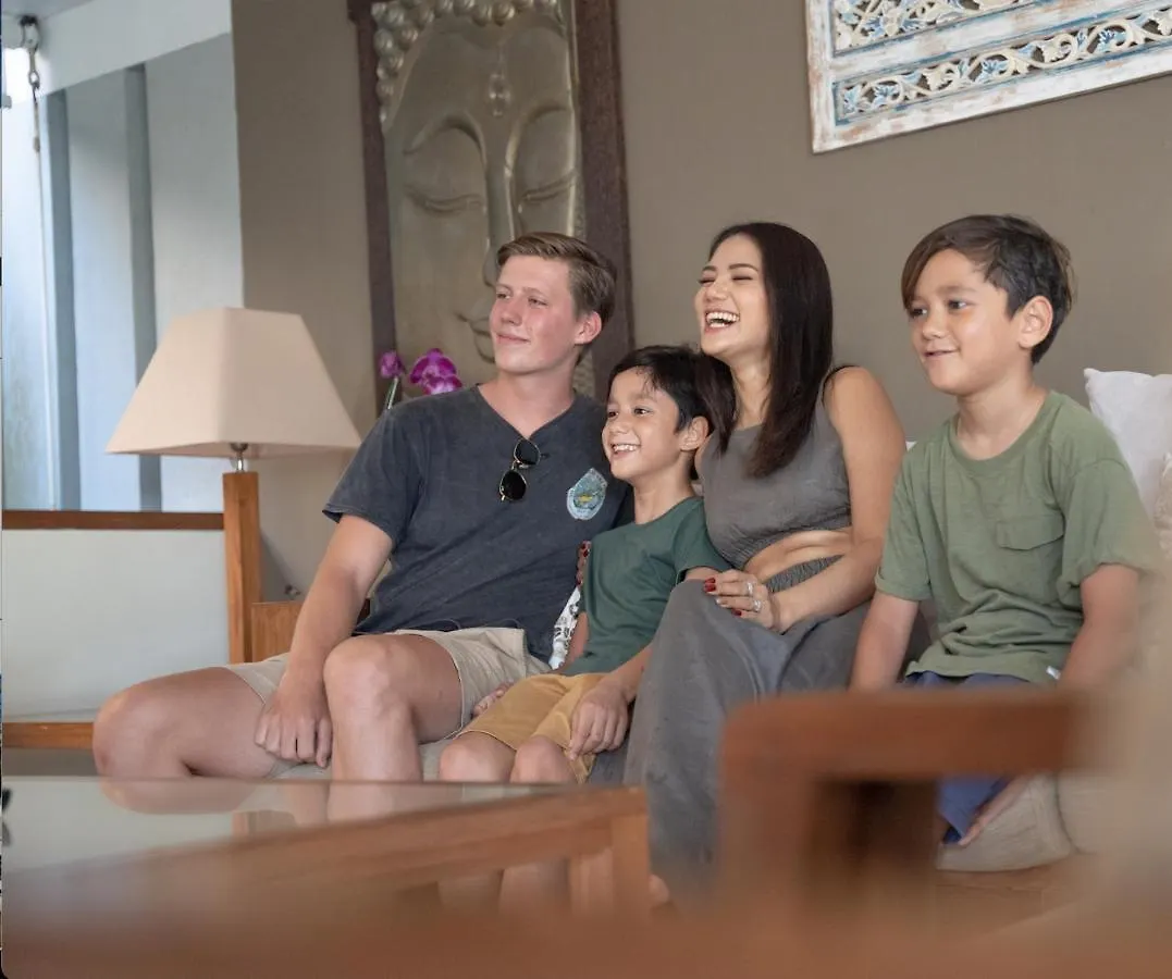 Villa Champa - Family Friendly Accessible Villa Inc Pool Fence And Car And Driver Jimbaran   Jimbaran (Bali)